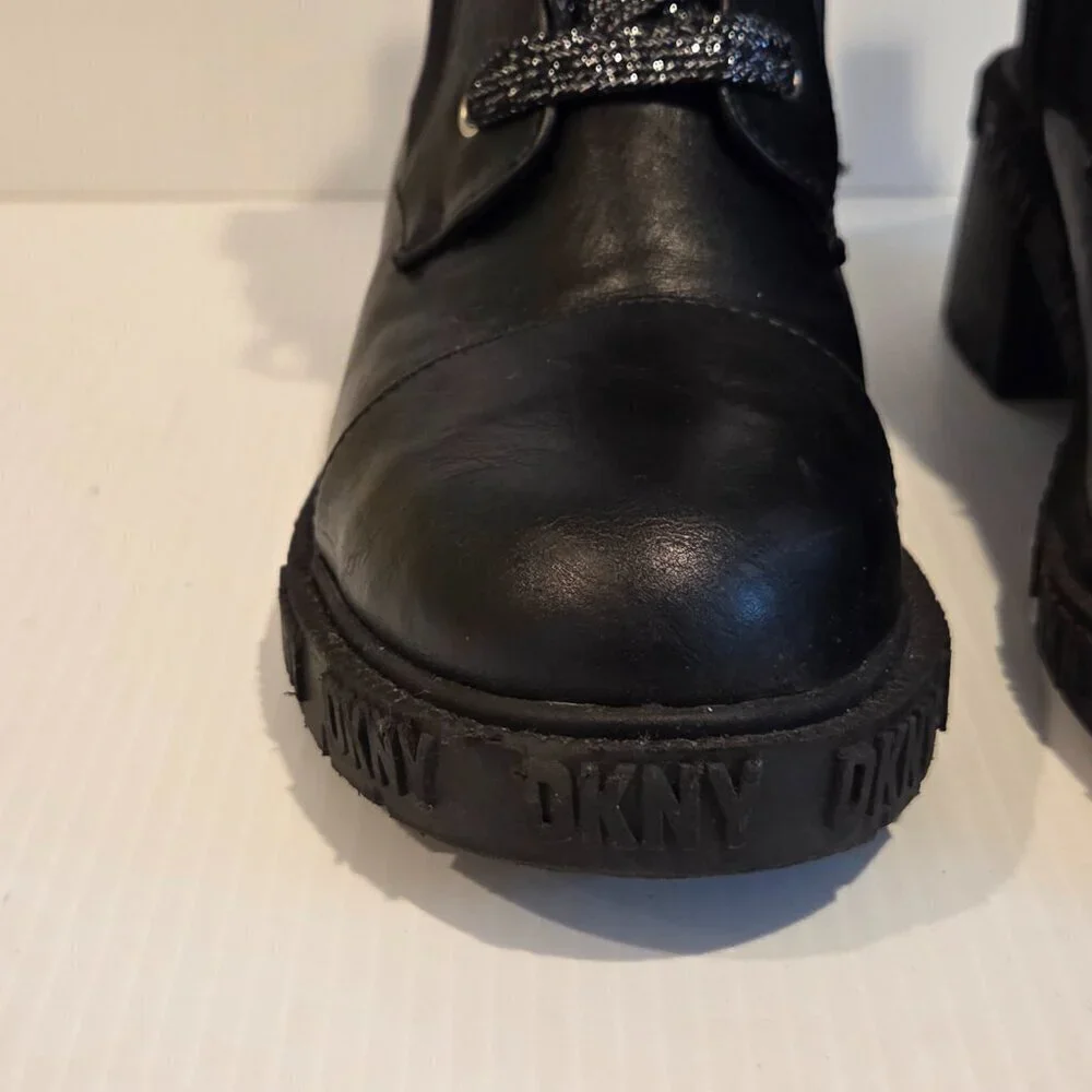 DKNY Girls Haley Block Heel Combat Military Black Boots Size 3 Chunky Heel